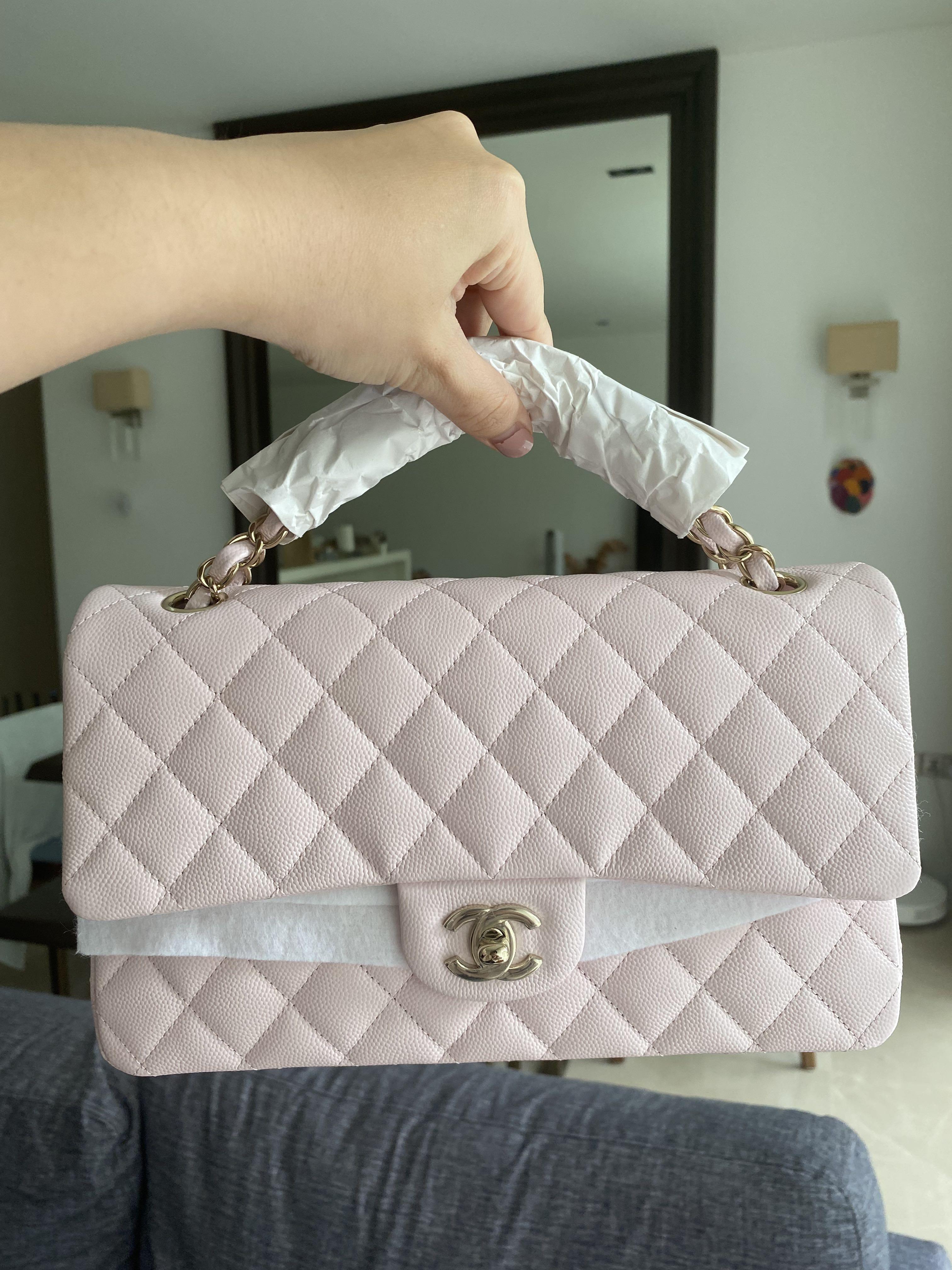 Authentic new Chanel 22P light pink medium classic flap