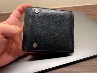 【Balenciaga 巴黎世家】經典銀扣小羊皮四卡對折零錢短夾 （黑）二手 正