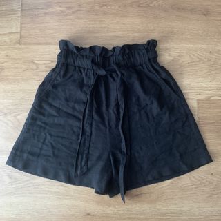 (Category: ) located in . Submitted by gninn.apparel (Listing ID 1171643941, Image 1). Description: .