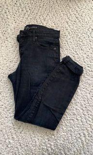 Black skinny jeans