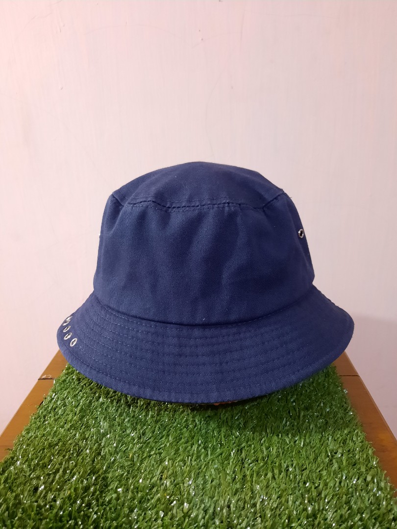 Bucket Hat Blue, Fesyen Pria, Aksesoris 