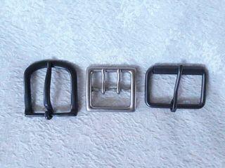 Bundle of 3 Metal Belt Buckles