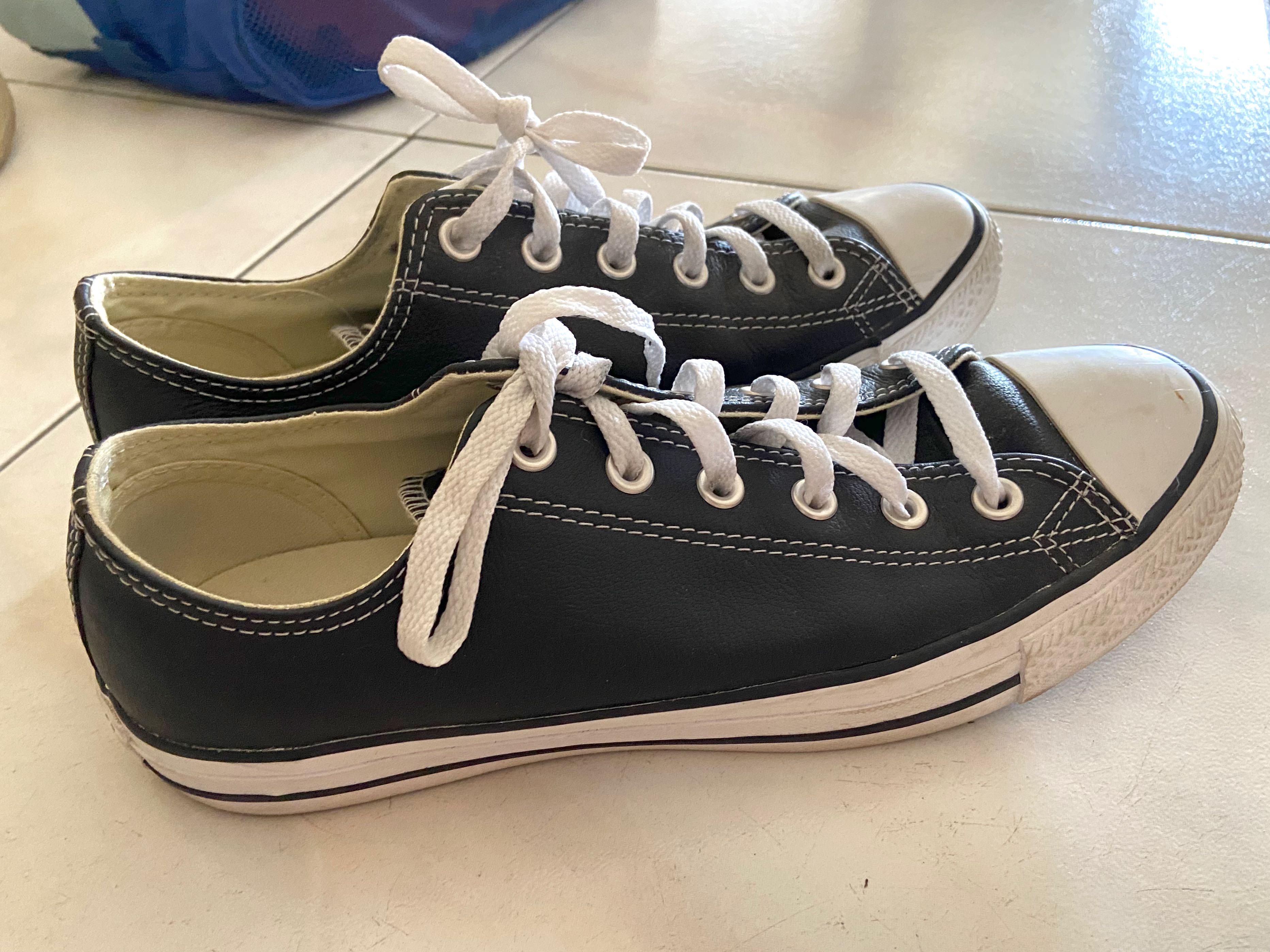Chuck taylor all outlet star leather low