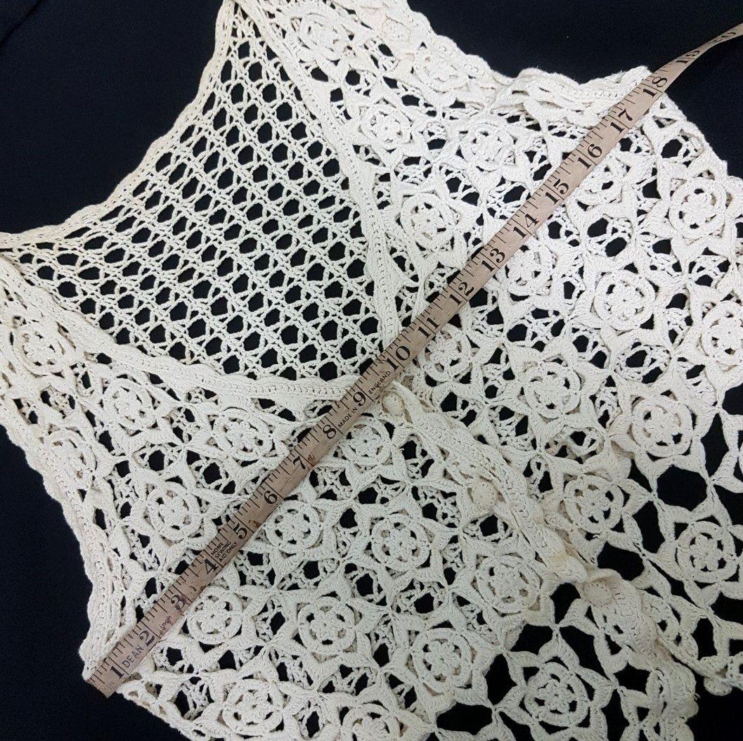 Crochet boho vest vtg vintage lace handmade y2k top cream vtg, Women's  Fashion, Tops, Other Tops on Carousell