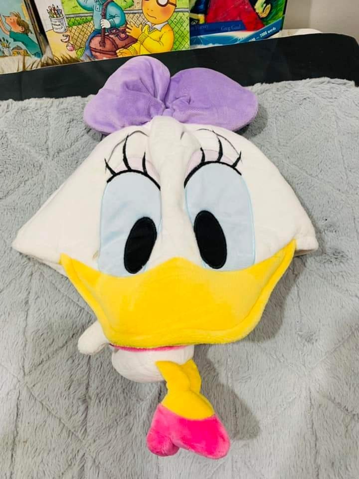 Daisy duck big head plush hat, Hobbies 