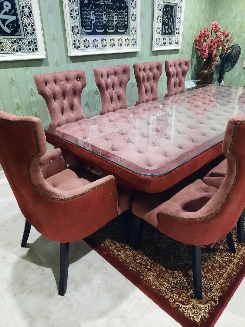 Chesterfield dining clearance set