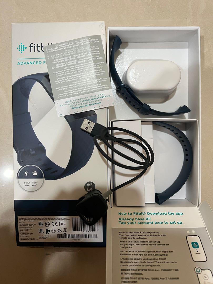 Fitbit charge sales 4 pebble