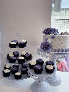 FOR RENT CAKE AND CUPCAKE STAND SET
