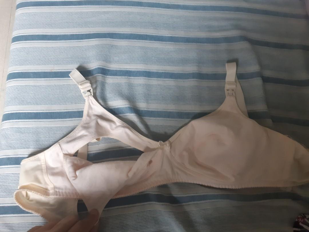 Hands free pumping bra and Breastfeeding bra, Babies & Kids, Nursing & Feeding, Breastfeeding