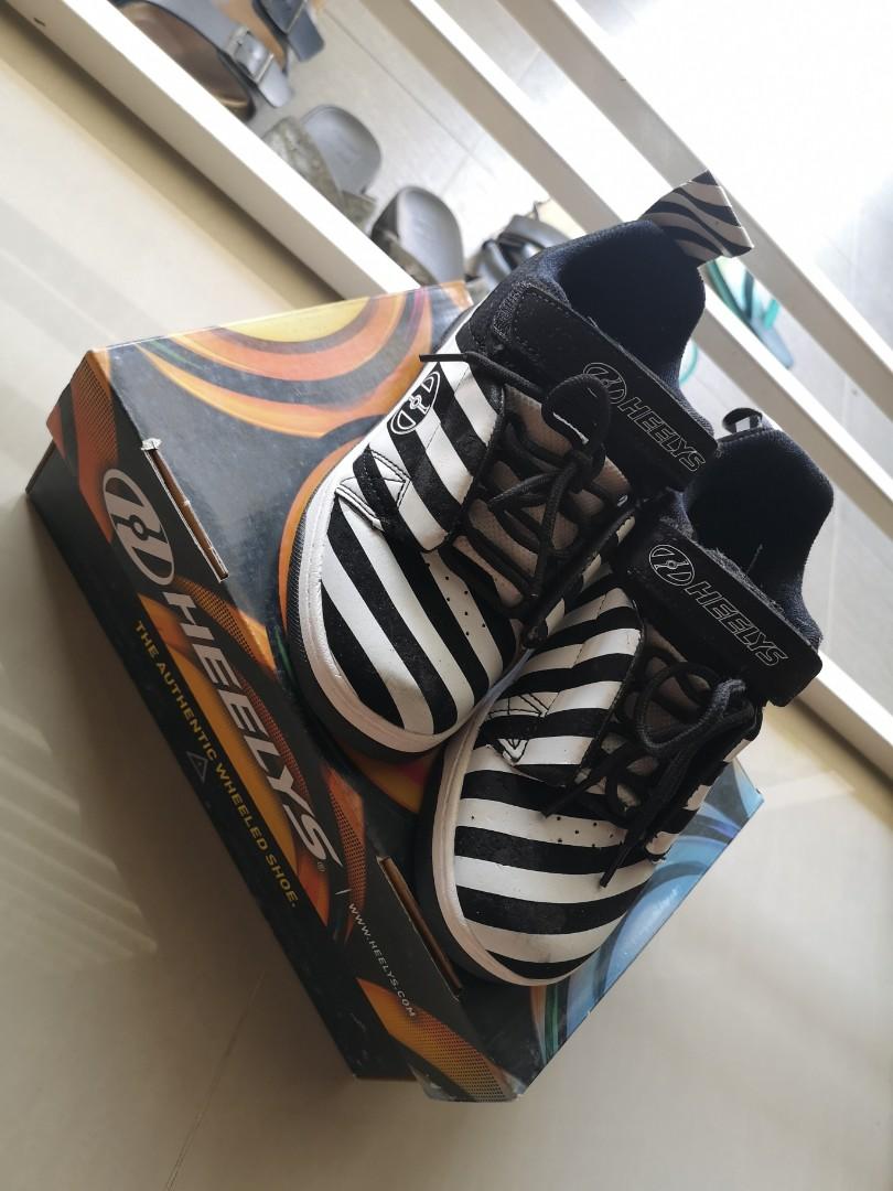 Heely s Roller Shoes Sports Equipment Sports Games Skates