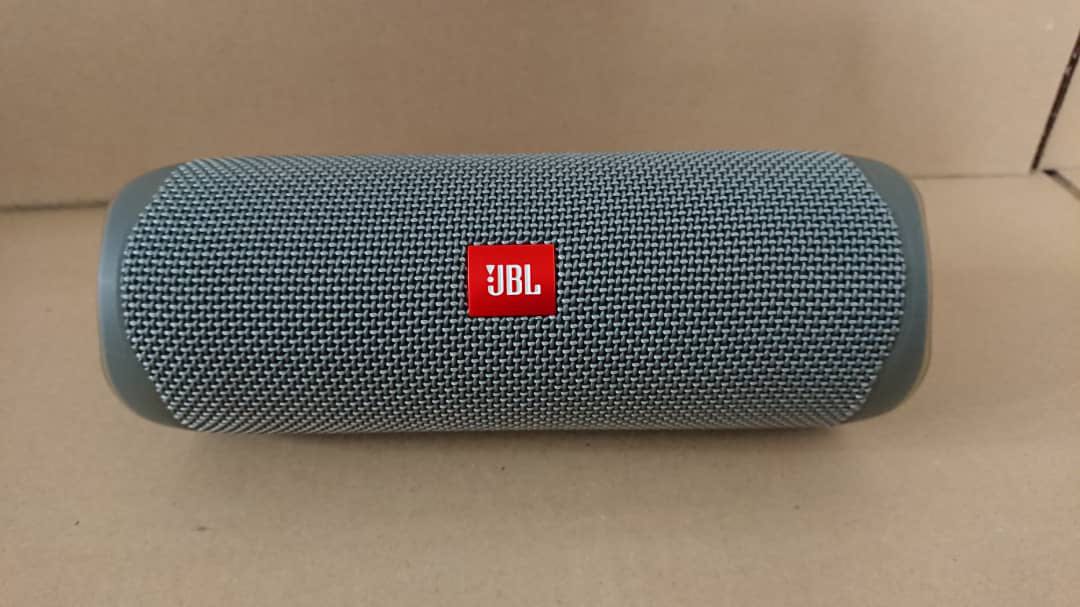 Jbl sales flip grey