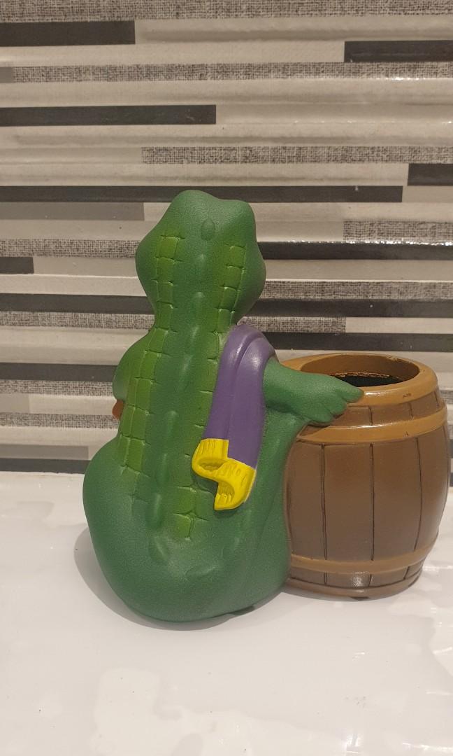 Kids Toothbrush & Accessories Holder (Category: Baby Toiletries & Grooming) located in Manila. Submitted by zandre615 (Listing ID 1171764115, Image 2). Description: Kids toothbrush & accessories holder Made from non toxic rubber Height 5", lenght 5", width 2" Add shipping.