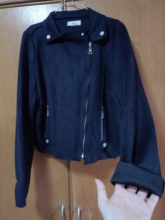 (Category: ) located in . Submitted by sadako97 (Listing ID 1171661440, Image 1). Description: .