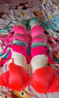 (Category: ) located in . Submitted by ellyseven (Listing ID 1171715574, Image 1). Description: .