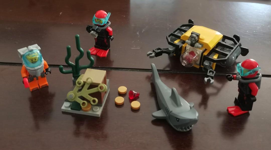 Lego deep hotsell sea starter set