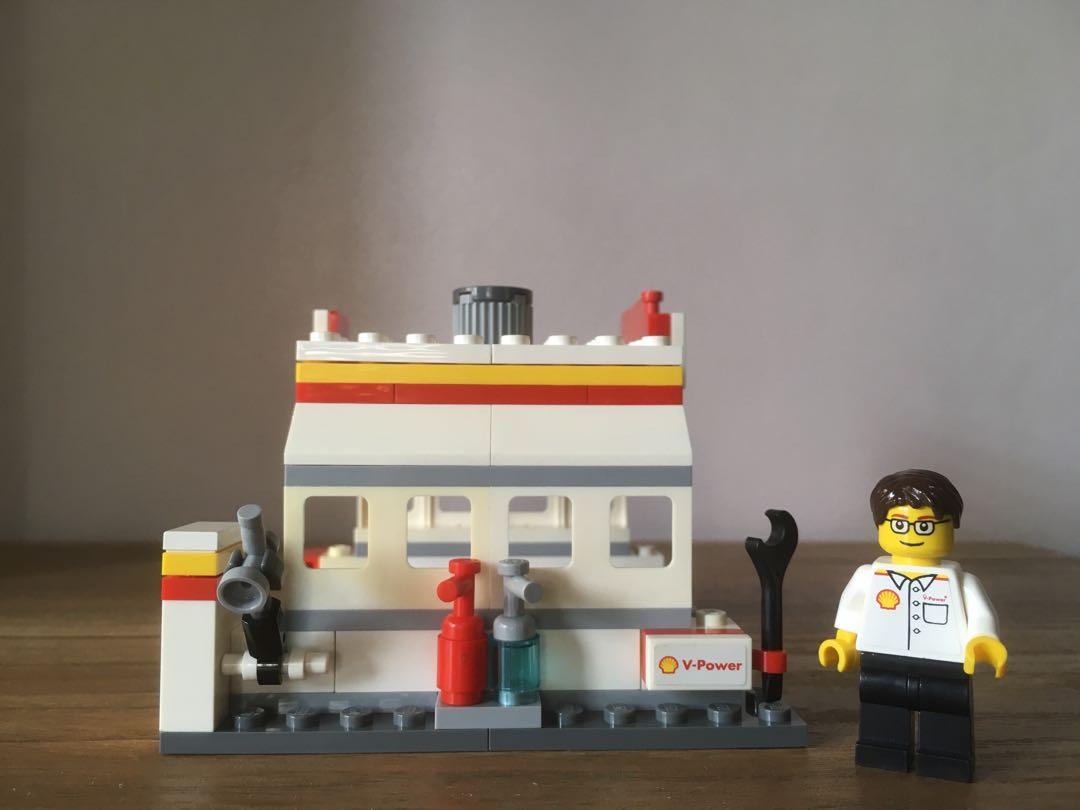 Lego 40195 sales