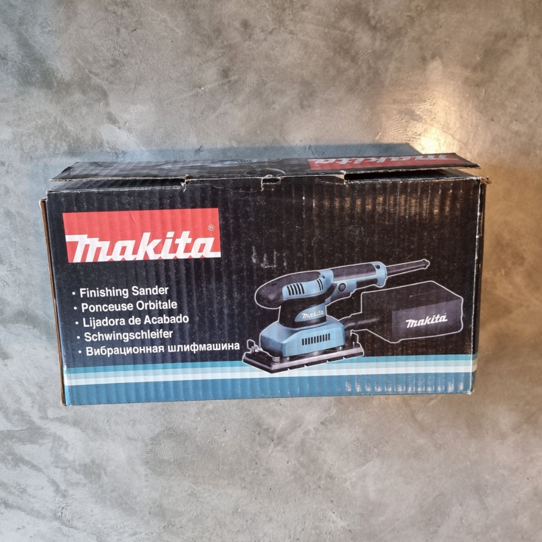 Makita Sander, Furniture & Home Living, Home Improvement & Organisation