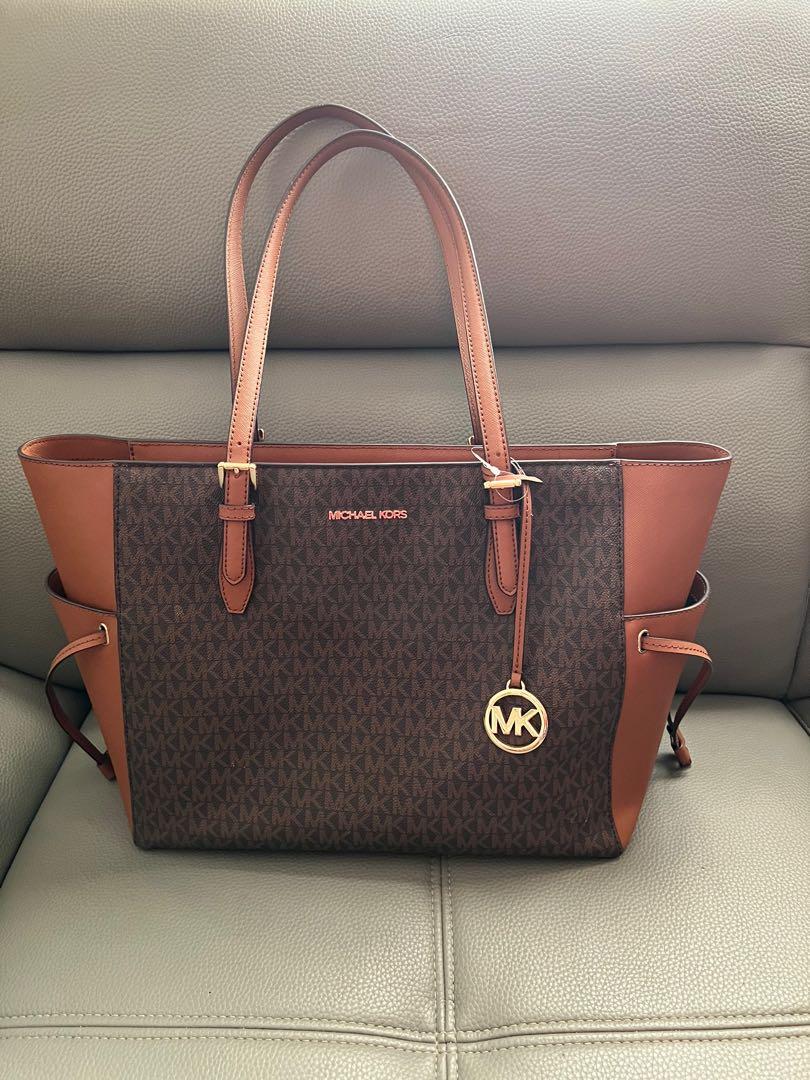 michael kors gilly purse