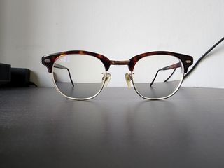 (Category: ) located in . Submitted by vincloset (Listing ID 1171725436, Image 1). Description: .