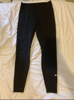 (Category: ) located in . Submitted by heythrift (Listing ID 1171748869, Image 1). Description: .