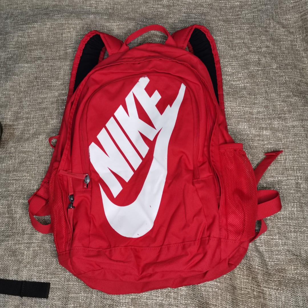 Nike bags discount red