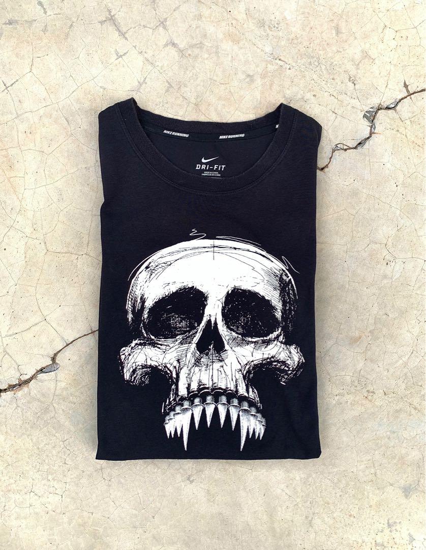 Nike skull hotsell t shirt