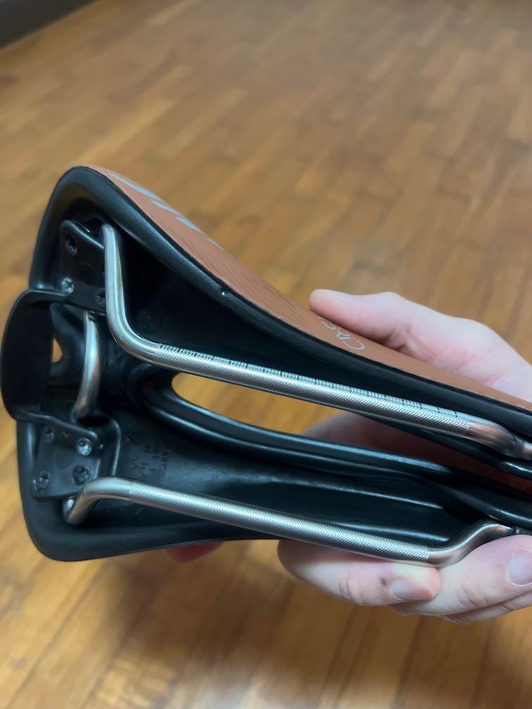 SELLE SMP セラSMP VT20C BROWN GRAVEL SELLE SMP VT20C サドル ブラウングラベル 穴あき ショート