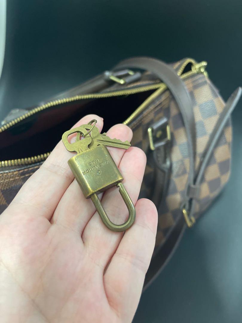 LV Speedy 30 Louis Vuitton used like new with good condition