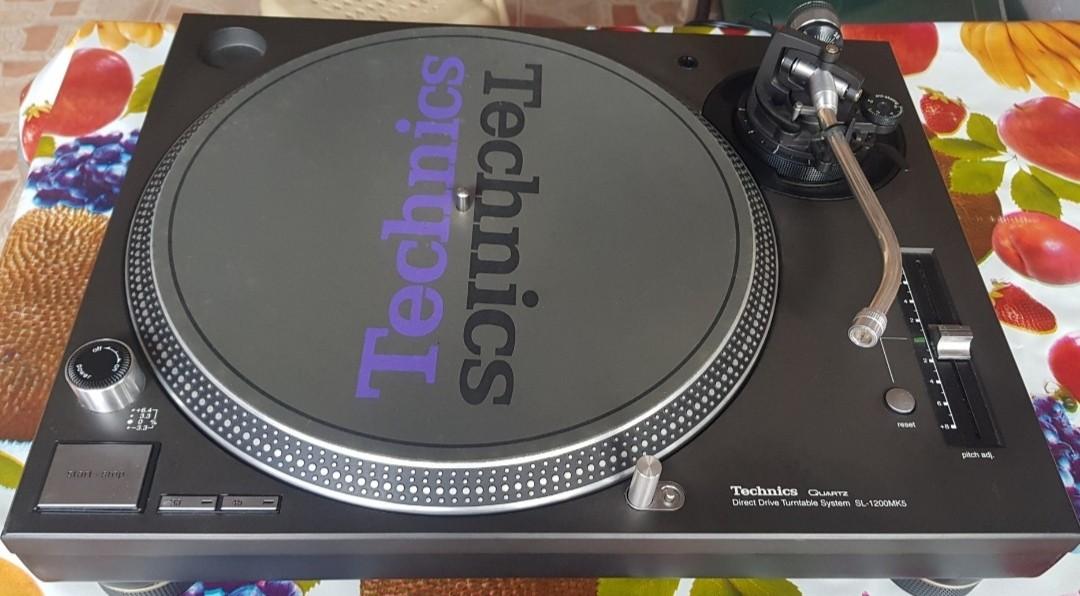Technics sl1200 mk5 Technics SL-1200MK5 Set + Vestax PMC-05 Pro II