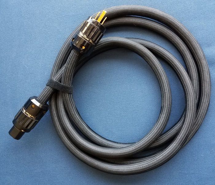 Voodoo Mojo high current power cable, 音響器材, 可攜式音響設備 Carousell