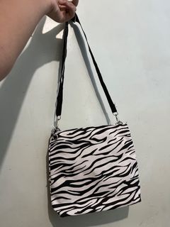 （分類：）位於 。 由 671232456 提交（商品編號 1171724143，圖片 1）。簡介： 。