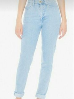 (Category: ) located in . Submitted by cloud9toronto (Listing ID 1172018509, Image 1). Description: .