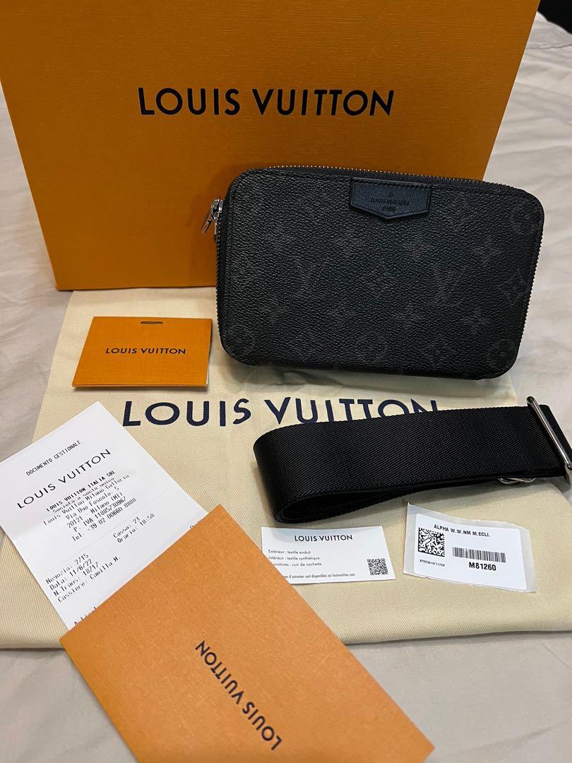 Alpha wearable wallet leather bag Louis Vuitton Black in Leather - 23043412