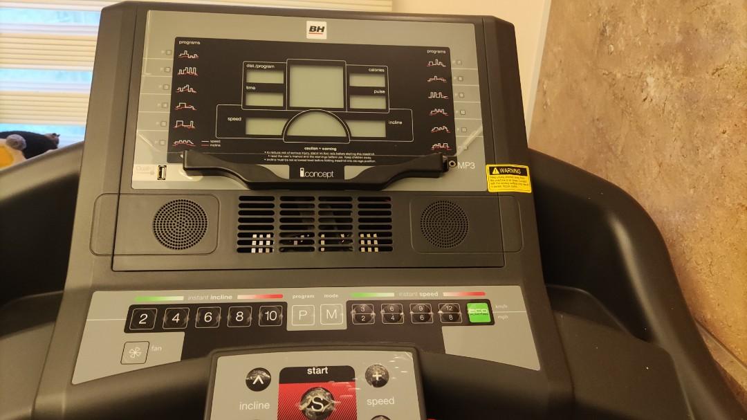BH F2W Treadmill 跑步機, 運動產品, 運動與健身, 運動與健身- 有氧