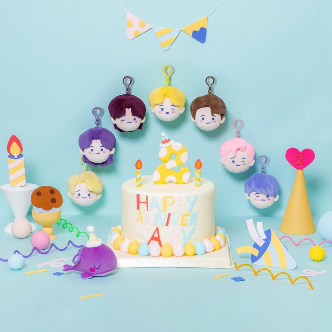 BTS TINYTAN FACE KEYRING 2ND ANNIVERSARY OFFICIAL MERCH, Hobbies & Toys