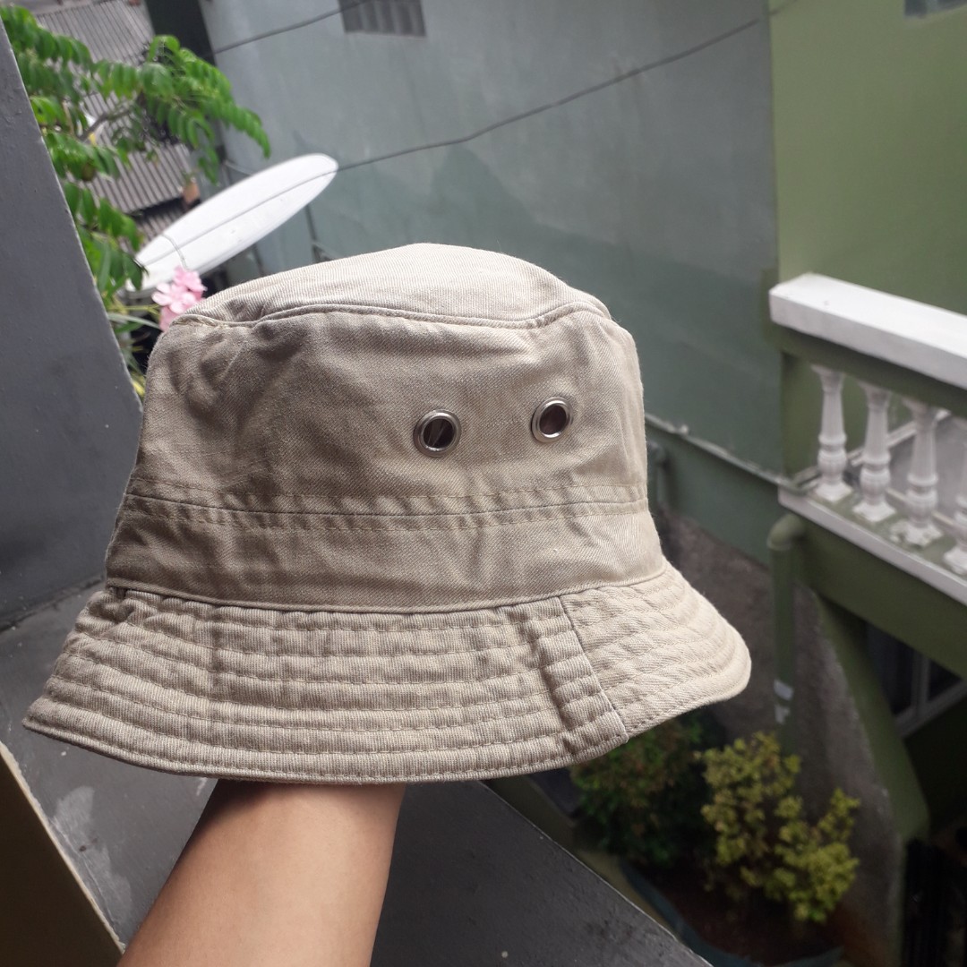 Bucket Hat (size XS 53 cm), Fesyen Pria 