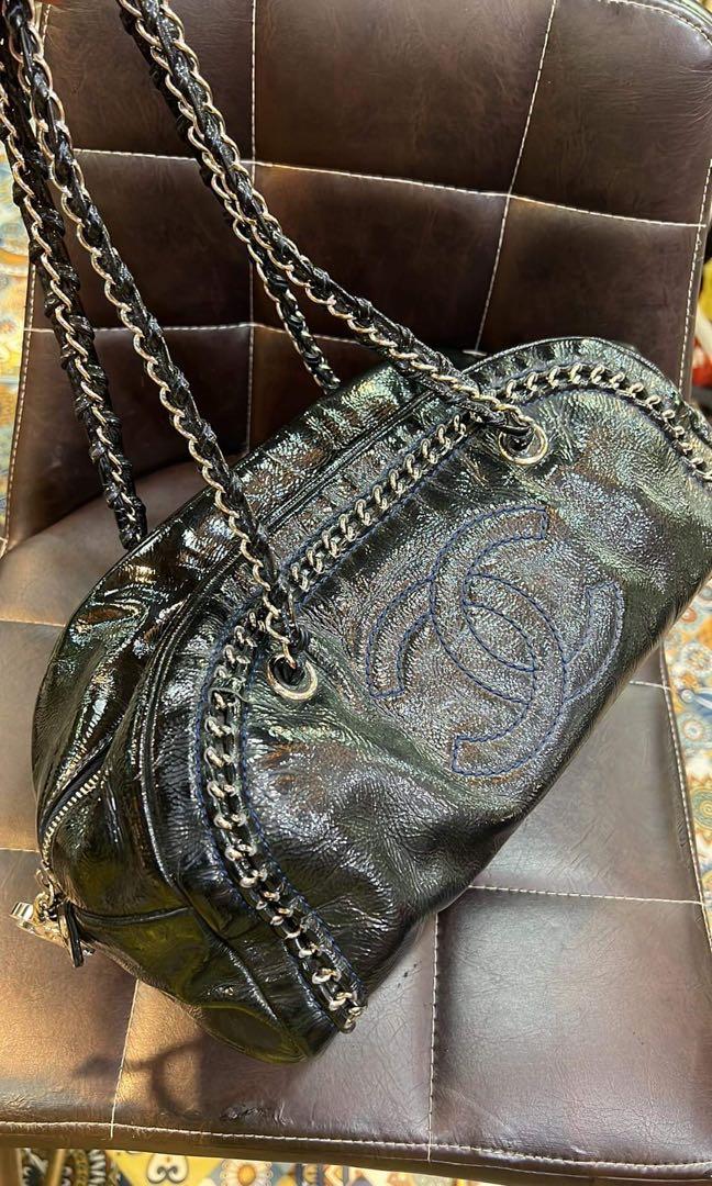Chanel Luxe Ligne Bowler Bag (Category: Luxury Bags & Wallets) located in Cagayan de Oro. Submitted by moiobsession (Listing ID 1171888533, Image 3). Description: Cha nel Luxe Ligne Bowler Bag. Inclusions: card and hologram Rank A Guaranteed auth Black Shw.
