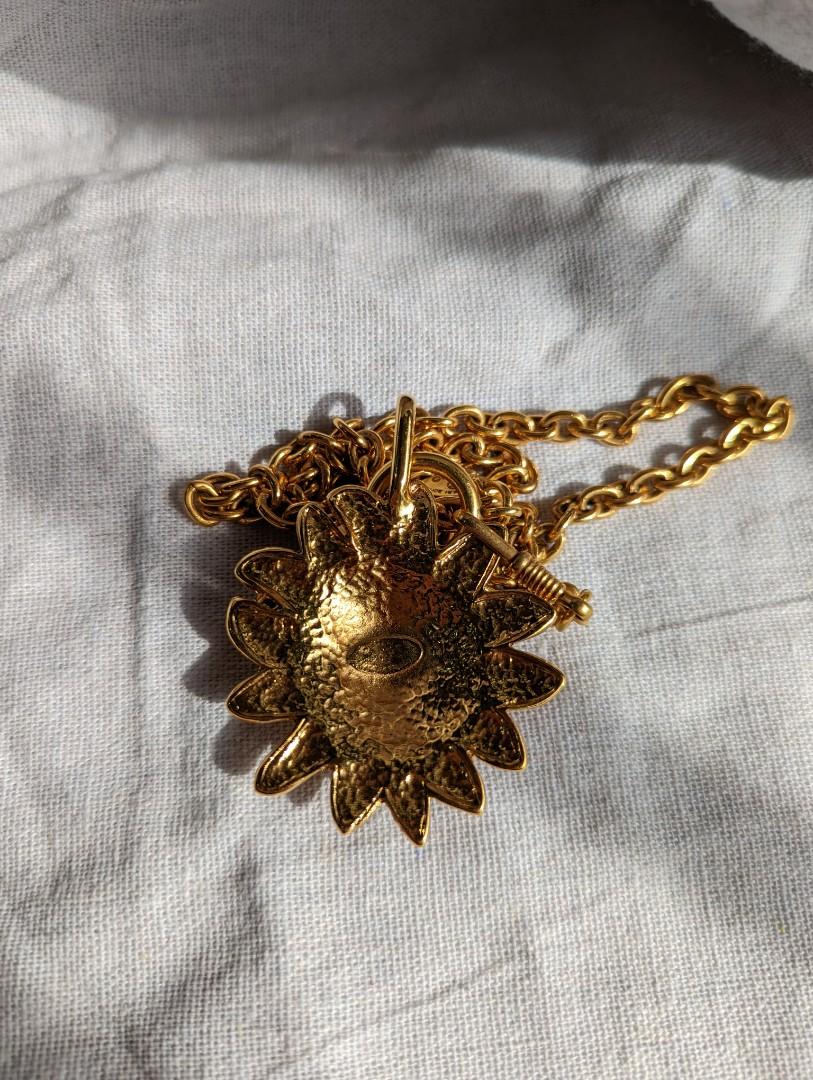 CHANEL VINTAGE 1990s CC 24k GOLD LION NECKLACE BELT