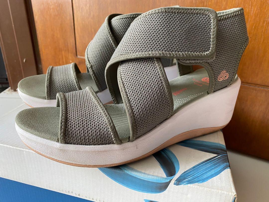 Clarks step cali palm top