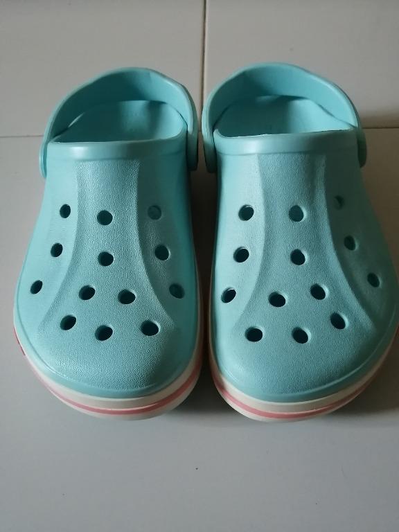 Melon hotsell colored crocs