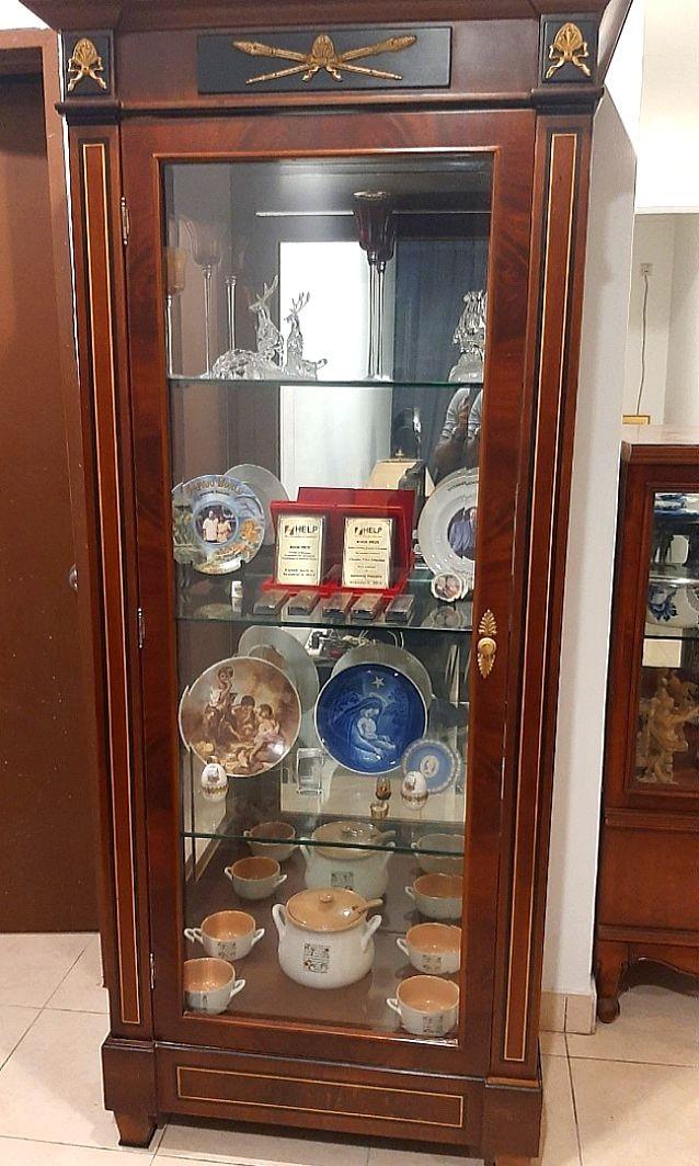 Showpiece Cabinet Display with Lighting feature, Furniture & Home ...