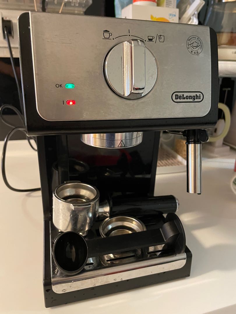 Delonghi Espresso Machine ECP33.21, TV & Home Appliances, Kitchen