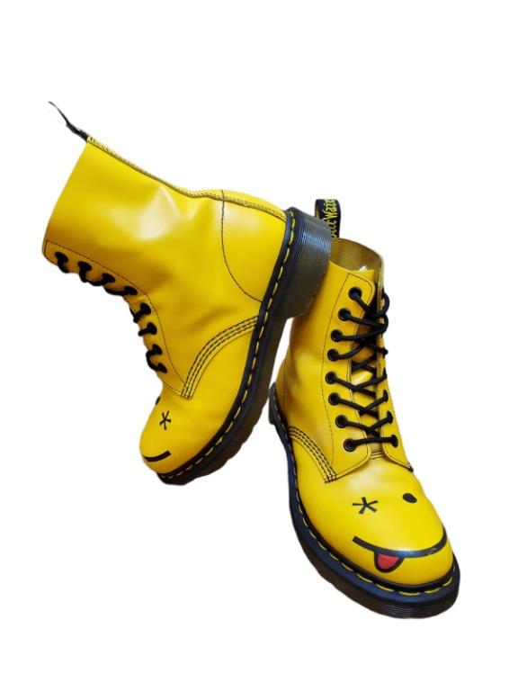 Dr martens smiley face yellow hot sale