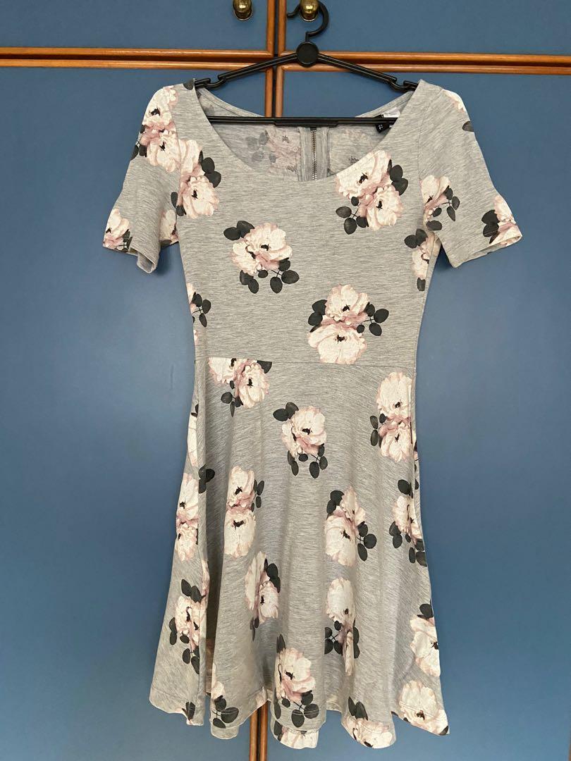 Grey Floral Mini Dress, Women's Fashion, Dresses & Sets, Dresses on
