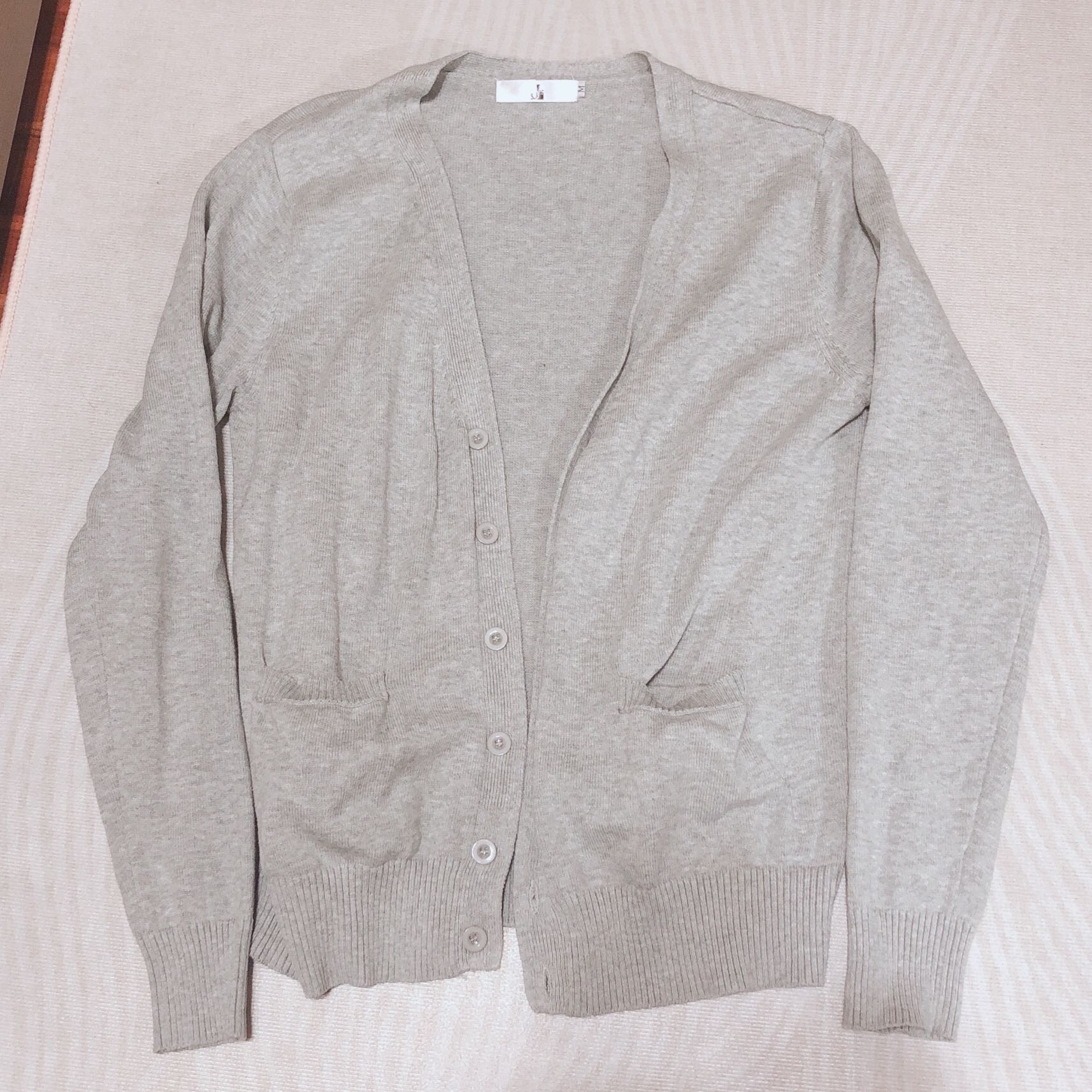 Grey seifuku cardigan, Women's Fashion, Coats, Jackets and Outerwear on ...