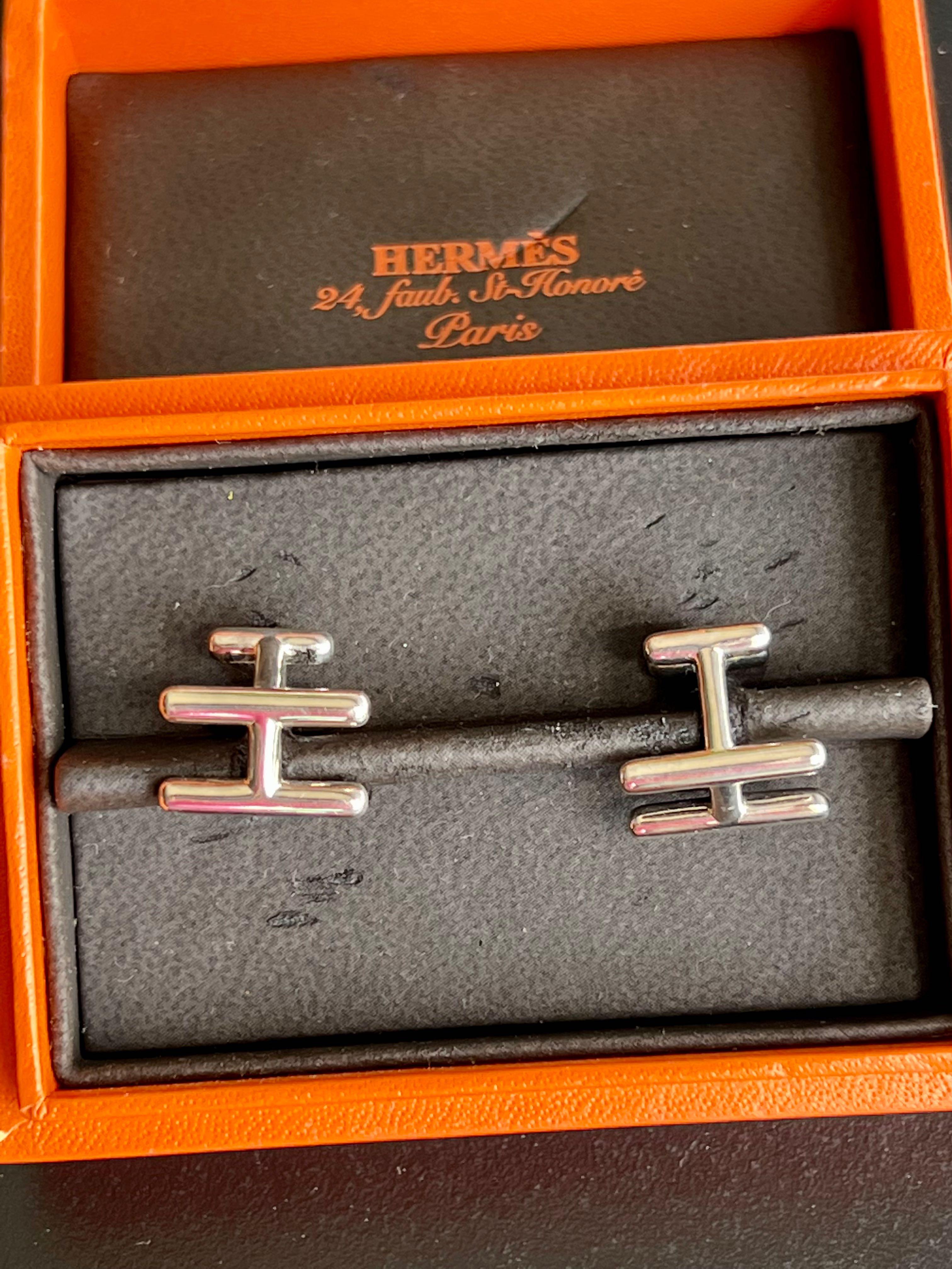Hermes H2 Cufflinks in Silver, Luxury, Accessories on Carousell