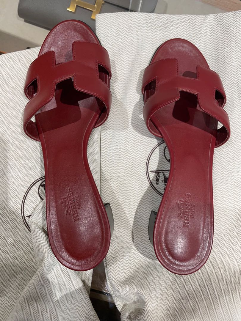 Hermes classic Oran sandals in epsom Rouge H