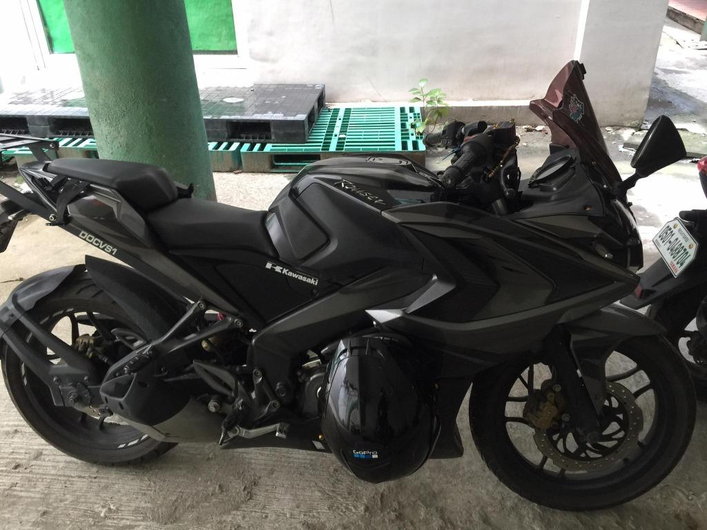 Rs200 2018 on sale