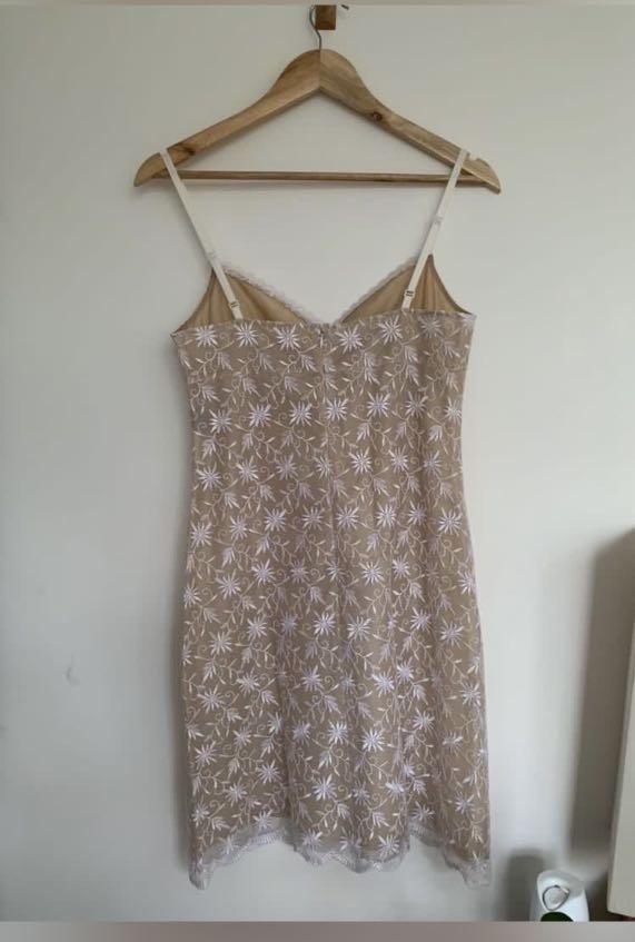 Lace Cami Dress (Category: Dresses) located in Taguig. Submitted by apaba (Listing ID 1171955813, Image 3). Description: The design is pretty The straps are adjustable Best fit small size.