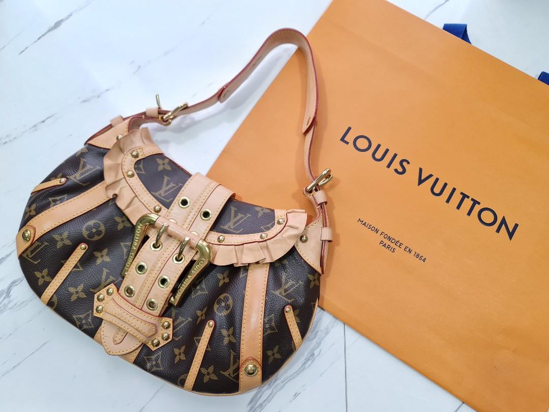 Louis Vuitton Vintage Leonor Monogram Ruffle Bag  Ruffles bag, Vintage louis  vuitton, Louis vuitton
